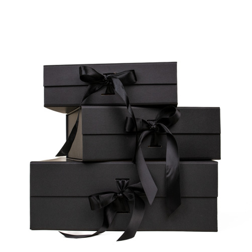 ESTHER POKLON KUTIJA SA MAGNETOM CRNA